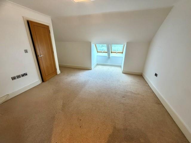 Katherine Close, Mill Hill